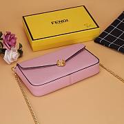 Fendi multiple wallet chain pink | 8842 - 5