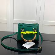 Gucci Diana mini tote bag in green leather | 655661 - 6
