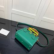 Gucci Diana mini tote bag in green leather | 655661 - 5