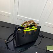 Gucci Diana small tote bag in black leather | 660195 - 4
