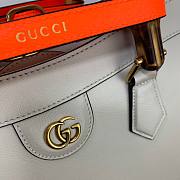 Gucci Diana medium tote bag in white leather | 655658 - 2