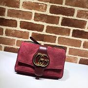 GUCCI Double GG Small shoulder crossbody bag in red velvet | 550129 - 1
