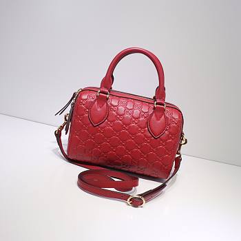Gucci Joy mini Bag Signature Leather in red | 475842
