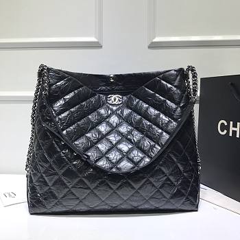 Chanel shouder tote bag black shiny leather