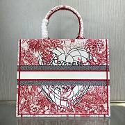 Dior | Large Book Tote D-Royaume D'Amour Embroidery - 41.5cm - 5