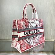 DIOR | Medium Book Tote D-Royaume D'Amour Embroidery - 36cm - 2