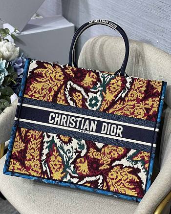 DIOR | Large Book Tote Blue Constellation Embroidery - 41.5cm