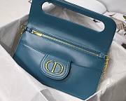 Dior Medium Diordouble Smooth Calfskin in blue | M8641 - 3