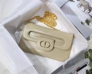 Dior Medium Diordouble Smooth Calfskin in beige | M8641 - 1