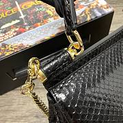 D&G dauphine leather Sicily small bag in black skin  - 4