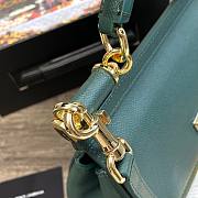 D&G dauphine leather Sicily small bag in green - 6