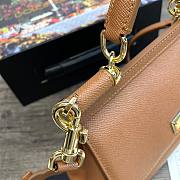 D&G dauphine leather Sicily small bag in brown - 6