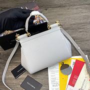 D&G dauphine leather Sicily small bag in white - 3