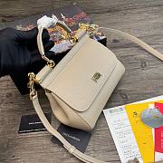 D&G dauphine leather Sicily small bag in beige - 3