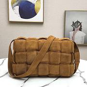 BV Padded Casette Cross-body Bag in caramel velvet | 591970 - 4