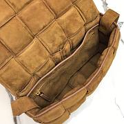 BV Padded Casette Cross-body Bag in caramel velvet | 591970 - 5