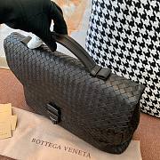 Bottega Veneta document case black handle bag - 4