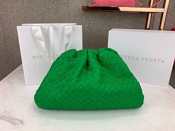 Bottega Veneta handwoven leather pouch in green
