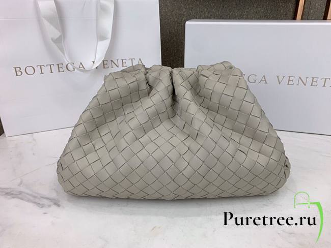 Bottega Veneta handwoven leather pouch in gray - 1