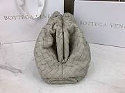 Bottega Veneta handwoven leather pouch in gray - 5