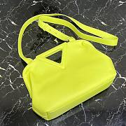 Bottega Veneta top handle bag in yellow - 5