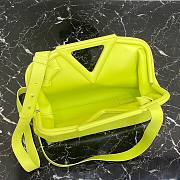 Bottega Veneta top handle bag in yellow - 4