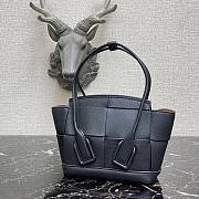 Bottega Veneta Mini intreccio leather top handle bag black - 4