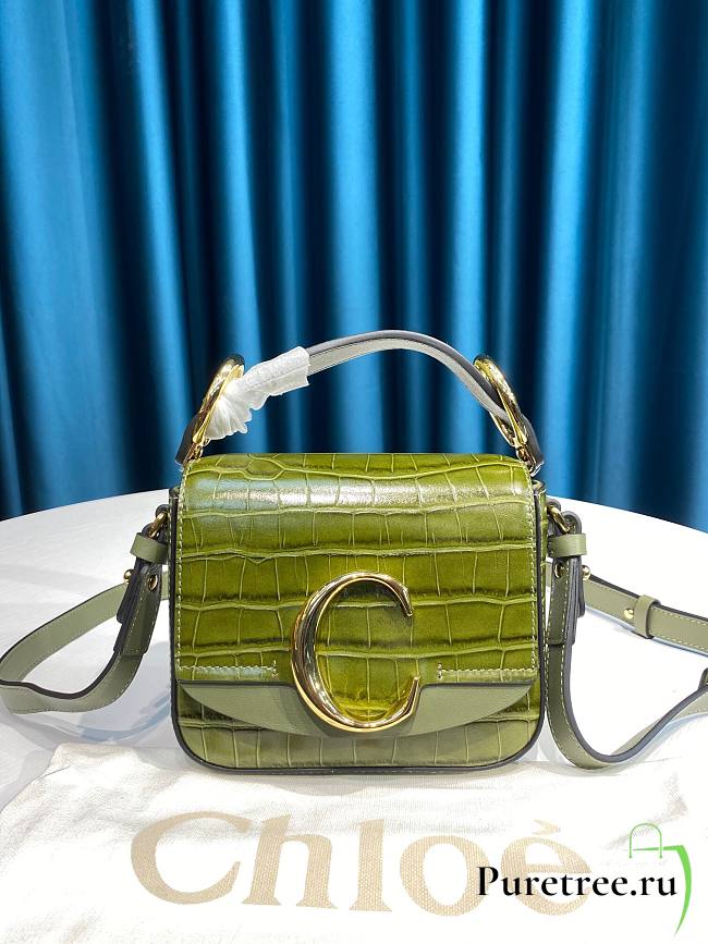 Chloe mini C bag in green - 1