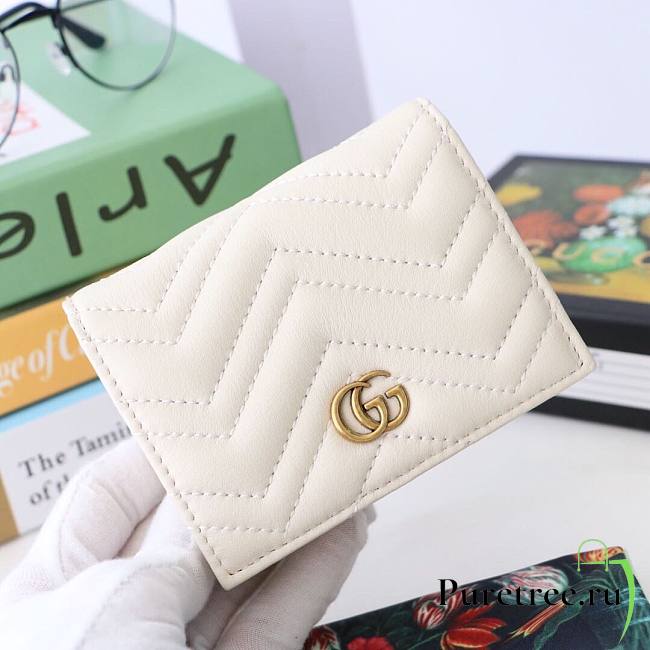 Gucci GG Marmont card case wallet in white  - 1