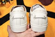 Givenchy Sneakers white - 2