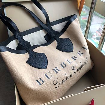 Burberry tote bag