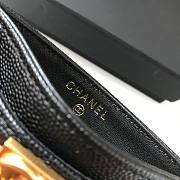 Chanel card holder in gold hardware - 5