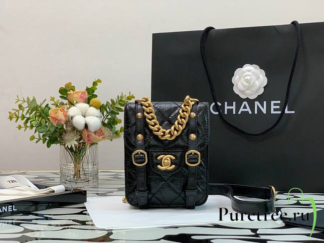 Chanel 19 case phone black leather - 1