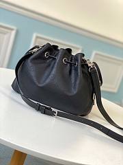 Louis Vuitton Muria bucket bag in black M55798 - 5