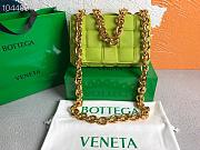 Bottega Veneta Chain Cassette Velvet Green | 631421 - 1
