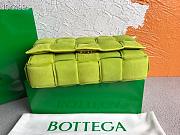 Bottega Veneta Chain Cassette Velvet Green | 631421 - 6