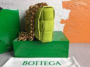 Bottega Veneta Chain Cassette Velvet Green | 631421 - 5