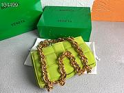 Bottega Veneta Chain Cassette Velvet Green | 631421 - 3