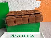 Bottega Veneta Chain Cassette Velvet Brown | 631421 - 6