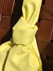 Bottega Veneta | Twist Clutch In Yellow - 607964 - 21x20.5x11cm - 4