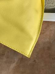 Bottega Veneta | Twist Clutch In Yellow - 607964 - 21x20.5x11cm - 3