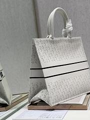 DIOR | Christian Book Tote Large White - 41.5cm - 6