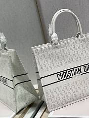 DIOR | Christian Book Tote Large White - 41.5cm - 5