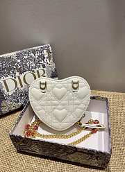 DIOR | DIORAMOUR CARO Heart White Chain Bag- S5097 - 11 x 10 x 1.5 cm - 4
