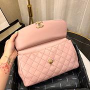 CHANEL | Lambskin Curved Flap Bag Light Pink - AS0416 - 24cm - 6