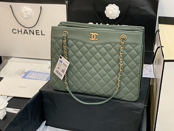 CHANEL | Large Coco Vintage Timeless Green Bag - A57030 - 35 x 11 x 27 cm