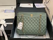 CHANEL | Large Coco Vintage Timeless Green Bag - A57030 - 35 x 11 x 27 cm - 2