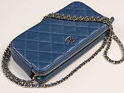 CHANEL | Small Dark Blue Quilted Clutch With Chain - A82527 - 10×19×4cm - 2