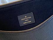 Louis Vuitton | V Tote MM - M44421 - 36 x 27 x 16 cm - 5