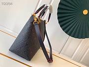 Louis Vuitton | V Tote MM - M44397 - 36 x 27 x 16 cm - 5